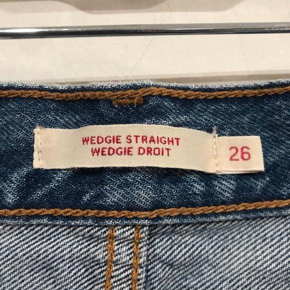 NWT Levi’s Women’s Wedgie Straight Fit Jeans Size 26 - Picture 3 of 14